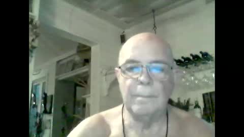 Snapshot of nudistjavist chatting on 12-18-24, 01:02 Haky online show from 12-18-24, 01:02