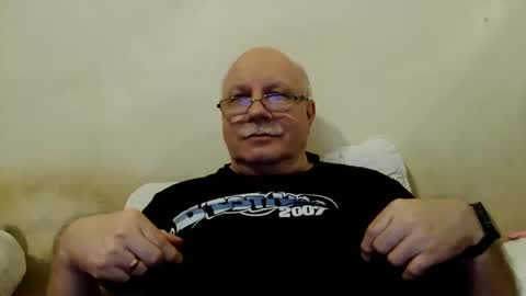 Snapshot of nukiss chatting on 12-10-24, 09:00 nukiss online show from 12-10-24, 09:00