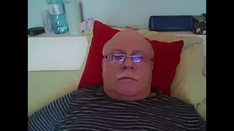 Snapshot of nukiss chatting on 09-20-25, 11:55 nukiss online show from 09-20-25, 11:55