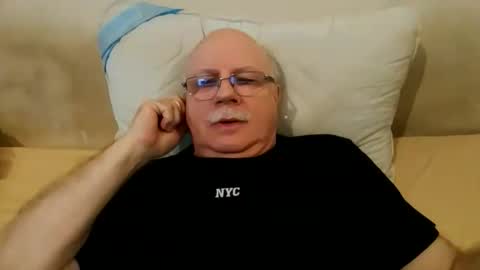 Snapshot of nukiss chatting on 10-24-25, 08:44 nukiss online show from 10-24-25, 08:44