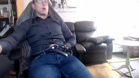 Snapshot of nursefan chatting on 10-17-25, 11:24 nursefan online show from 10-17-25, 11:24