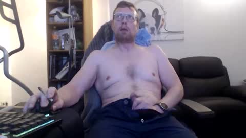 nursefan online show from 11-11-25, 05:24