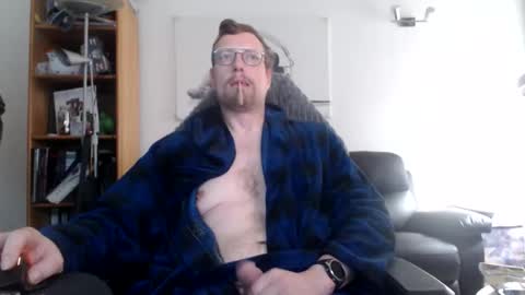 nursefan online show from 11-16-25, 10:21