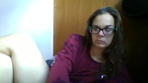 Snapshot of nxtdoornikki chatting on 10-26-25, 04:57 NxtDoorNikki online show from 10-26-25, 04:57