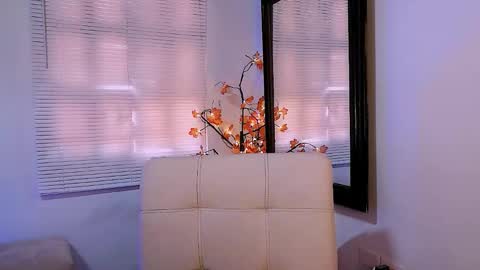 Nycole online show from 11-20-25, 11:54