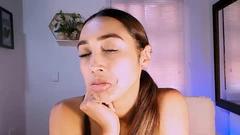 Nycole online show from 03-19-26, 06:45