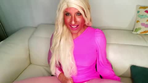 Breanna Rae online show from 10-21-25, 01:39