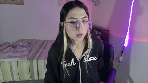 Snapshot of nymph_frida chatting on 02-24-25, 09:53 Frida online show from 02-24-25, 09:53