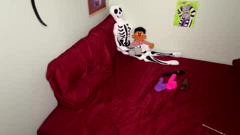 Snapshot of nymphaeaorion chatting on 09-24-25, 12:03 Nymphaea online show from 09-24-25, 12:03