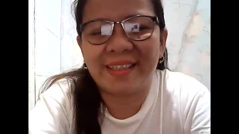 Snapshot of nymphoangel2022 chatting on 12-05-24, 08:33 I am your angel online show from 12-05-24, 08:33