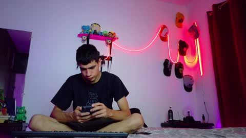 Snapshot of nymphobuddies chatting on 01-23-25, 08:35 David and Steven Independents online show from 01-23-25, 08:35