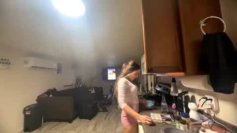 nymphomaticbaby online show from 11-21-25, 03:27