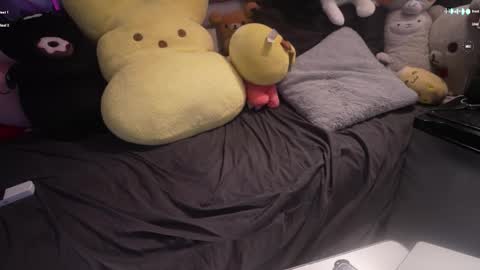 Snapshot of nyxraven chatting on 11-22-25, 07:35 NyxRaven online show from 11-22-25, 07:35