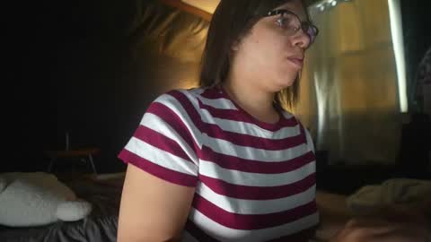 Snapshot of nyxraven chatting on 01-09-26, 09:49 NyxRaven online show from 01-09-26, 09:49