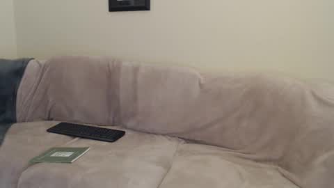 Stef  Derek online show from 01-03-25, 06:01