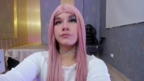 Snapshot of ocean_tay chatting on 11-18-25, 11:03 ocean_tay online show from 11-18-25, 11:03