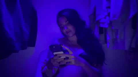 A L A R A  online show from 10-02-25, 02:40