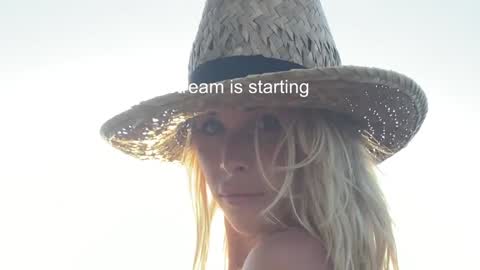 hi im Janasmall boobs big heart  warm pussy  online show from 01-13-25, 10:45