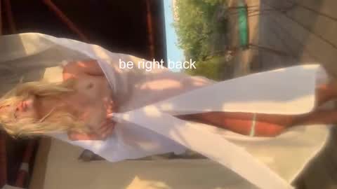 hi im Janasmall boobs big heart  warm pussy  online show from 02-18-25, 01:54