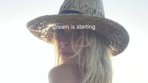 hi im Janasmall boobs big heart  warm pussy  online show from 02-23-25, 10:53