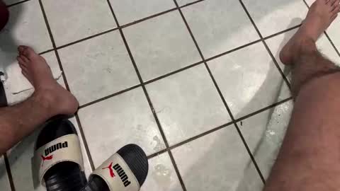 Snapshot of oconner701 chatting on 11-30-25, 11:47 oconner701 online show from 11-30-25, 11:47