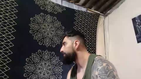 Snapshot of oconnersteve123 chatting on 10-11-25, 07:45 STEVE online show from 10-11-25, 07:45