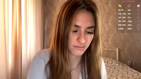 Mia online show from 10-17-25, 09:12