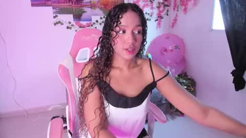 Snapshot of odette_ornela chatting on 09-12-25, 02:28 Odette online show from 09-12-25, 02:28
