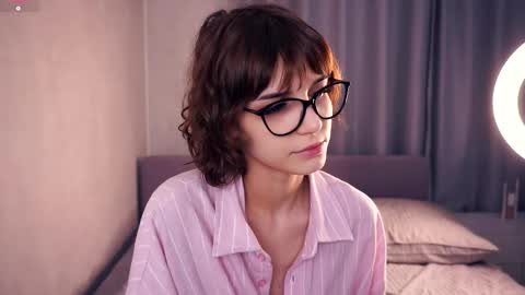 Thea online show from 11-14-25, 07:34