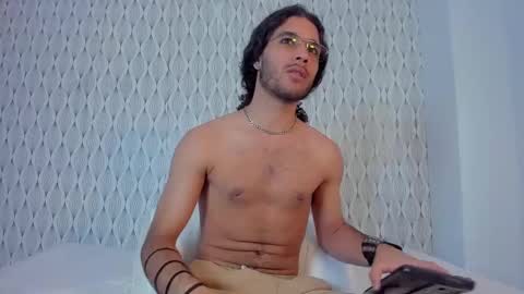 Snapshot of oezack__ chatting on 01-23-25, 05:42 Zack online show from 01-23-25, 05:42