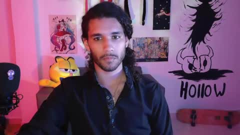 Snapshot of oezack__ chatting on 02-13-25, 10:12 Zack online show from 02-13-25, 10:12