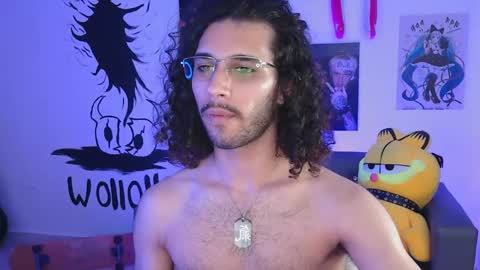 Snapshot of oezack__ chatting on 02-21-25, 11:11 Zack online show from 02-21-25, 11:11