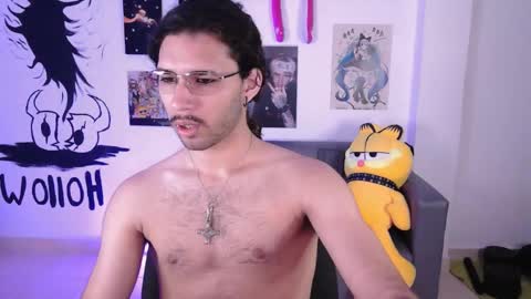 Snapshot of oezack__ chatting on 02-24-25, 05:11 Zack online show from 02-24-25, 05:11