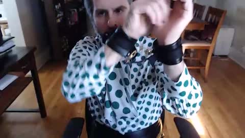 officetest101 online show from 02-18-26, 06:37