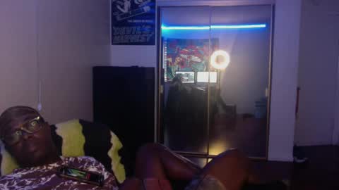 Money online show from 12-03-24, 02:38