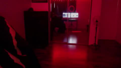 Money online show from 10-24-25, 05:53