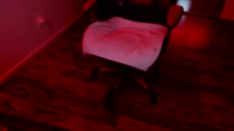 Snapshot of officialmoneyxxx chatting on 01-07-26, 06:27 Money online show from 01-07-26, 06:27