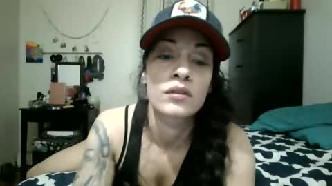 Lit en Cama online show from 01-04-25, 05:27