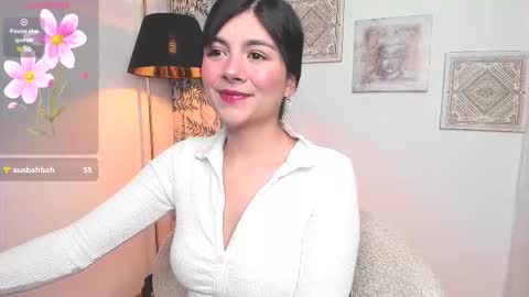  Holly  online show from 10-04-25, 02:31