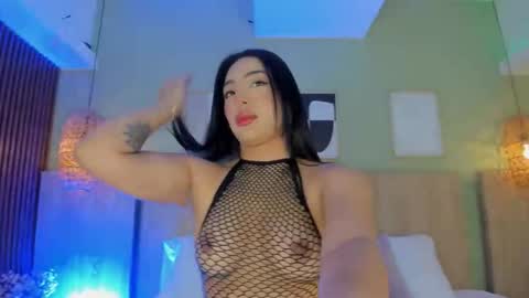 Holly online show from 12-20-25, 11:17