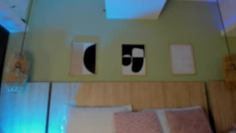 Holly online show from 04-06-26, 11:22