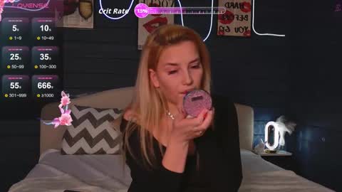 oh_my_julia online show from 10-31-25, 02:18