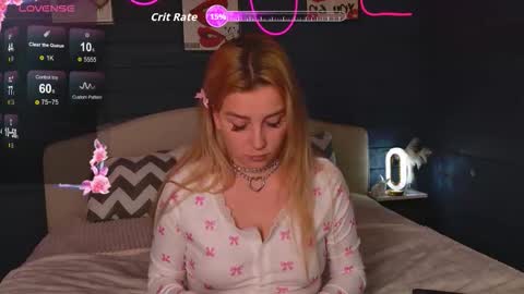 oh_my_julia online show from 11-05-25, 05:46