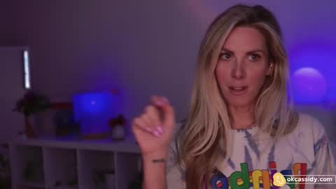 Snapshot of oh_ok_cassidy chatting on 02-13-25, 04:43 cassidy online show from 02-13-25, 04:43