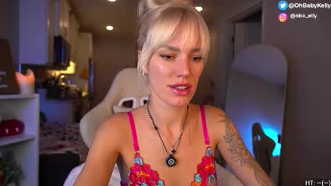 Snapshot of ohbabykelly chatting on 11-11-25, 02:11 Kelly online show from 11-11-25, 02:11