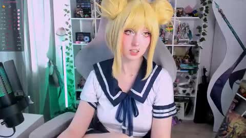 Clementine  Clem  online show from 09-11-25, 09:31