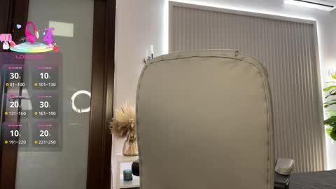 Emma online show from 02-05-26, 01:43