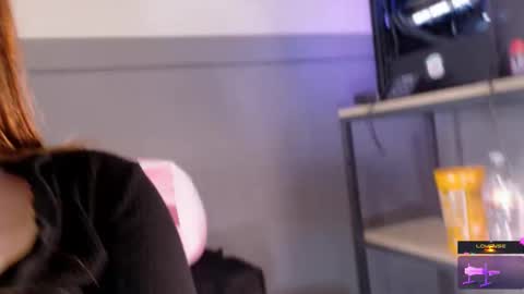 Lyz  online show from 02-12-25, 03:51