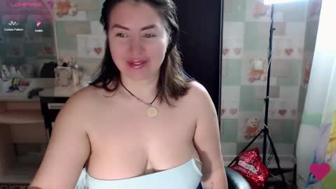 Snapshot of ohnata chatting on 12-18-25, 05:02 Eve every day Moscow time from 8 am to 16 pm online show from 12-18-25, 05:02