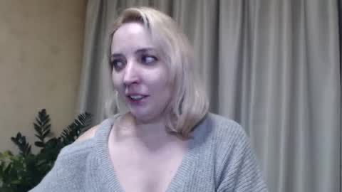 Mari online show from 02-02-25, 03:49